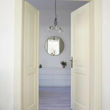 Appartamento Flat With Balcony And Garage