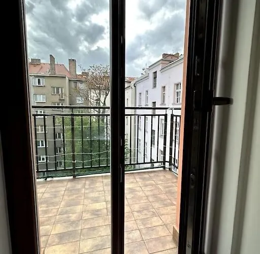 Flat With Balcony And Garage