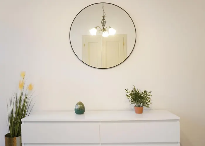 Flat With Balcony And Garage * プラハ