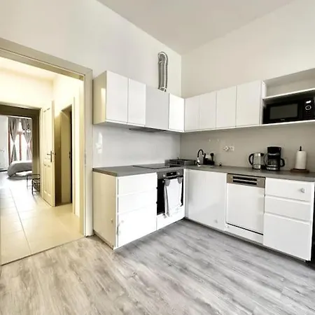 Apartmán Flat With Balcony And Garage Praha